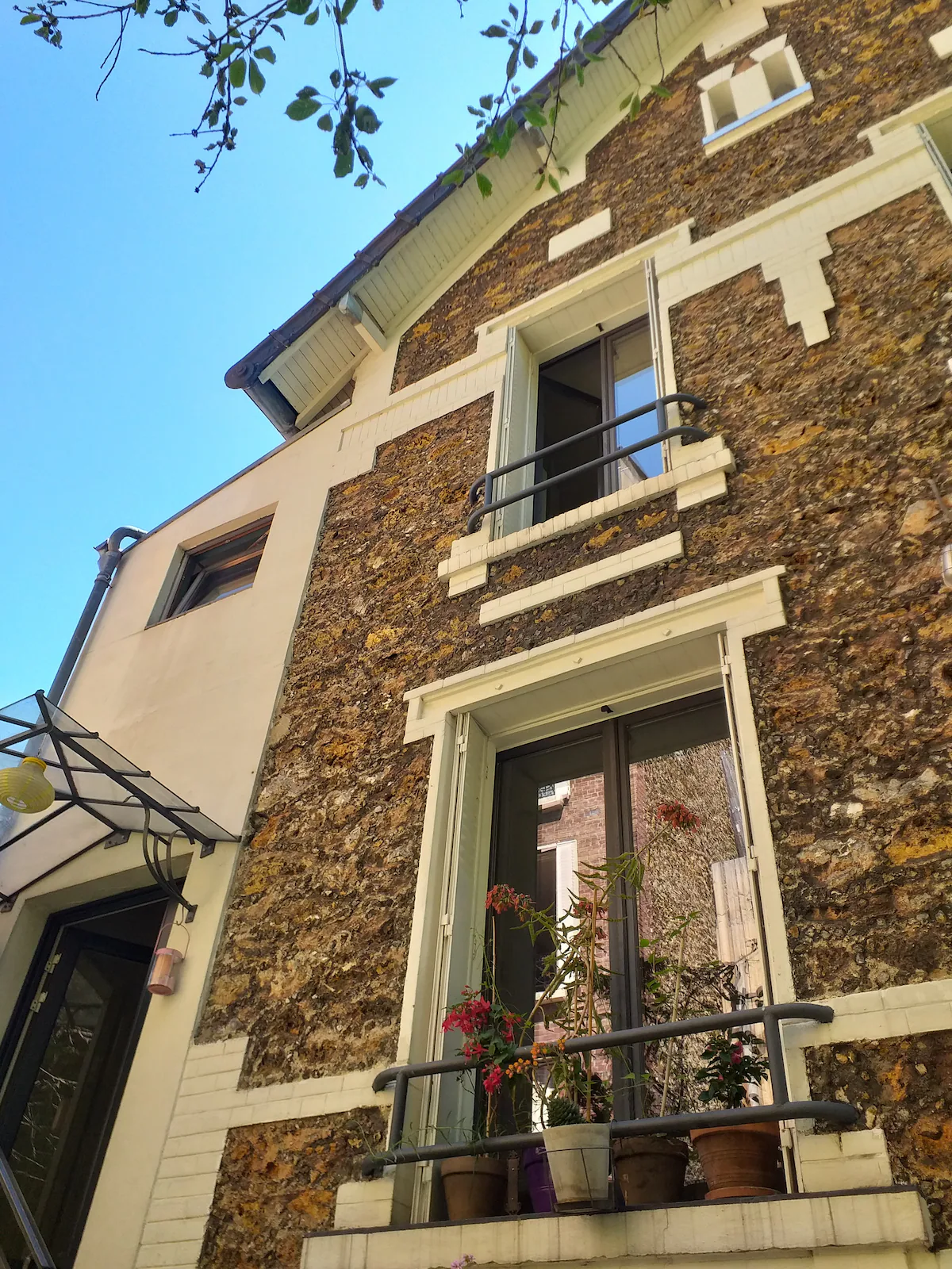 Bien confidentiel à Ivry-sur-Seine — bientôt disponible avec MNK Conciergerie