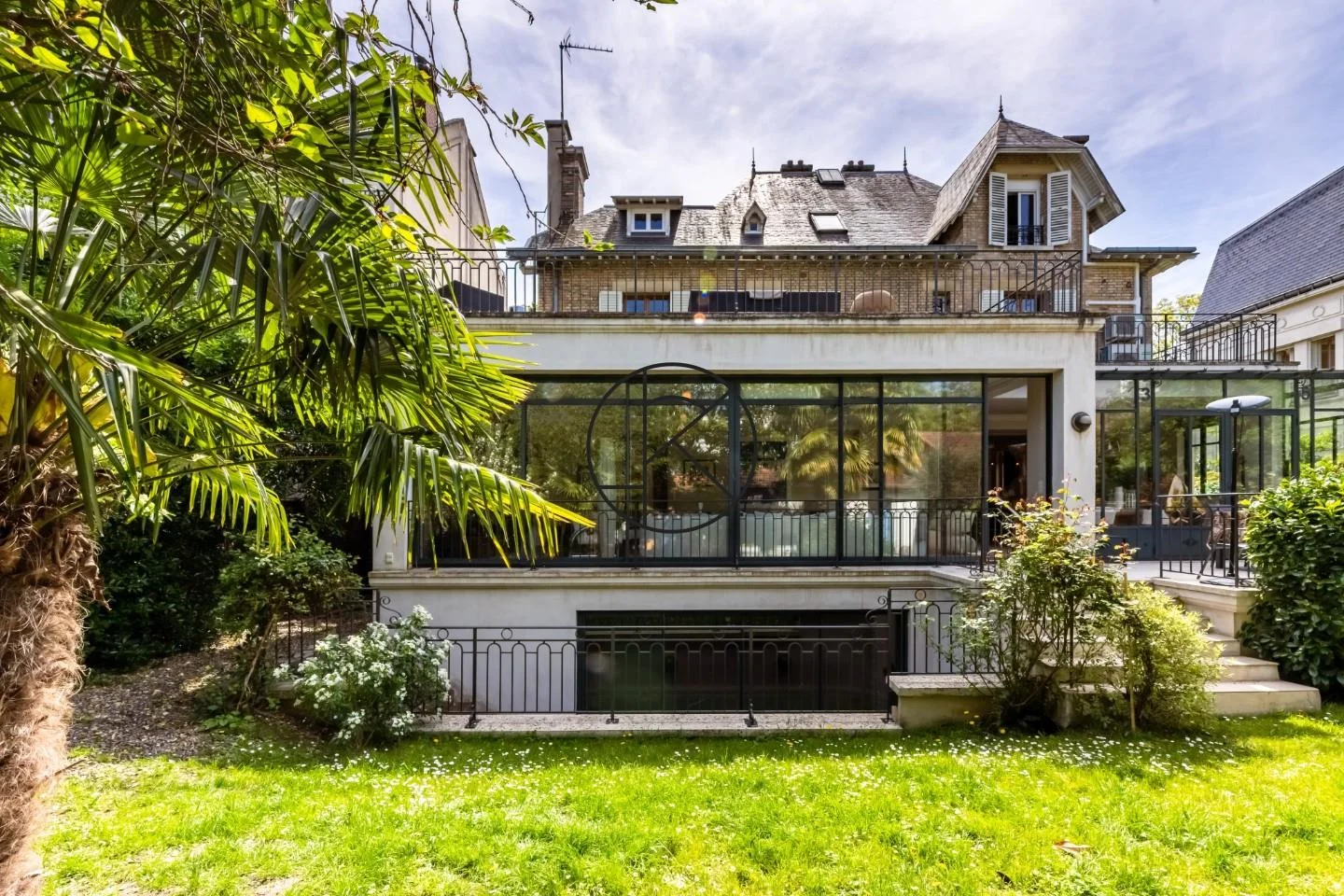 Bien confidentiel à Vincennes — bientôt disponible avec MNK Conciergerie